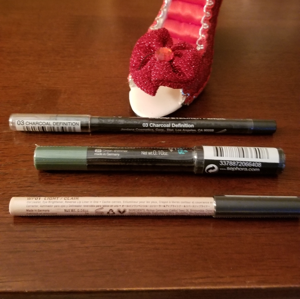 Eye pencils - Picture 3 of 4